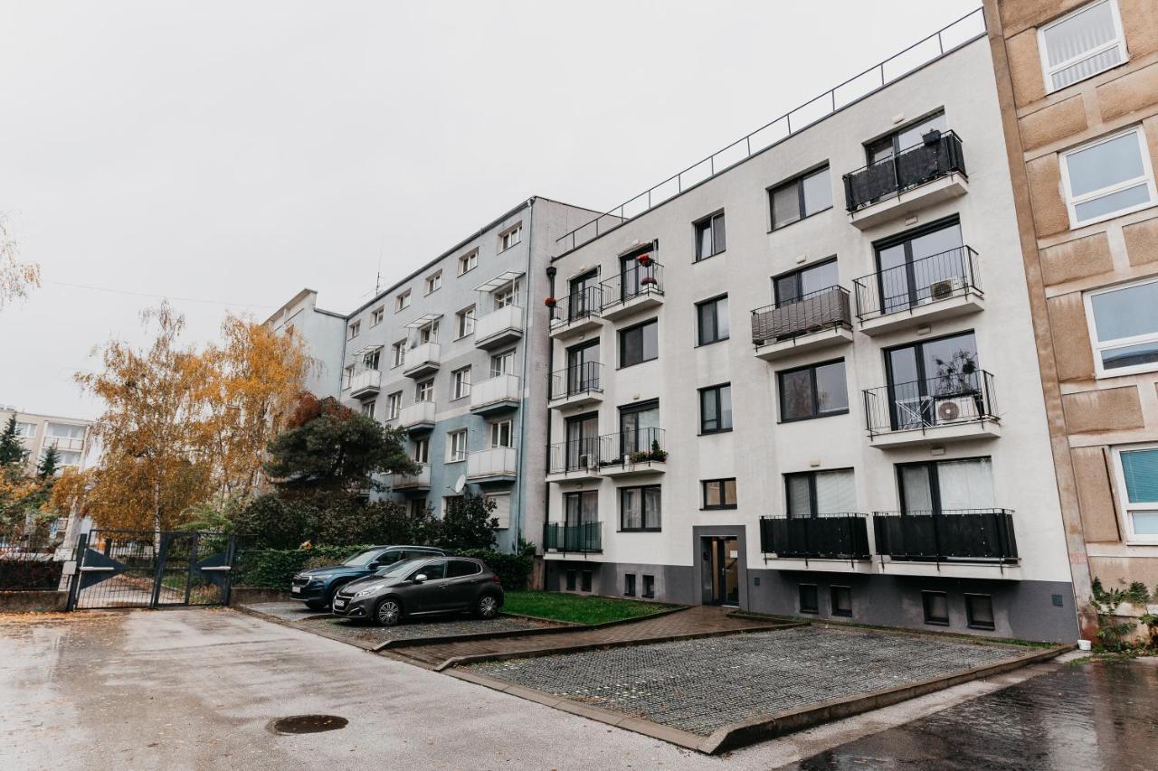 Old Town City Center Apartment 2 - Private Parking Included Kosice Exterior photo
