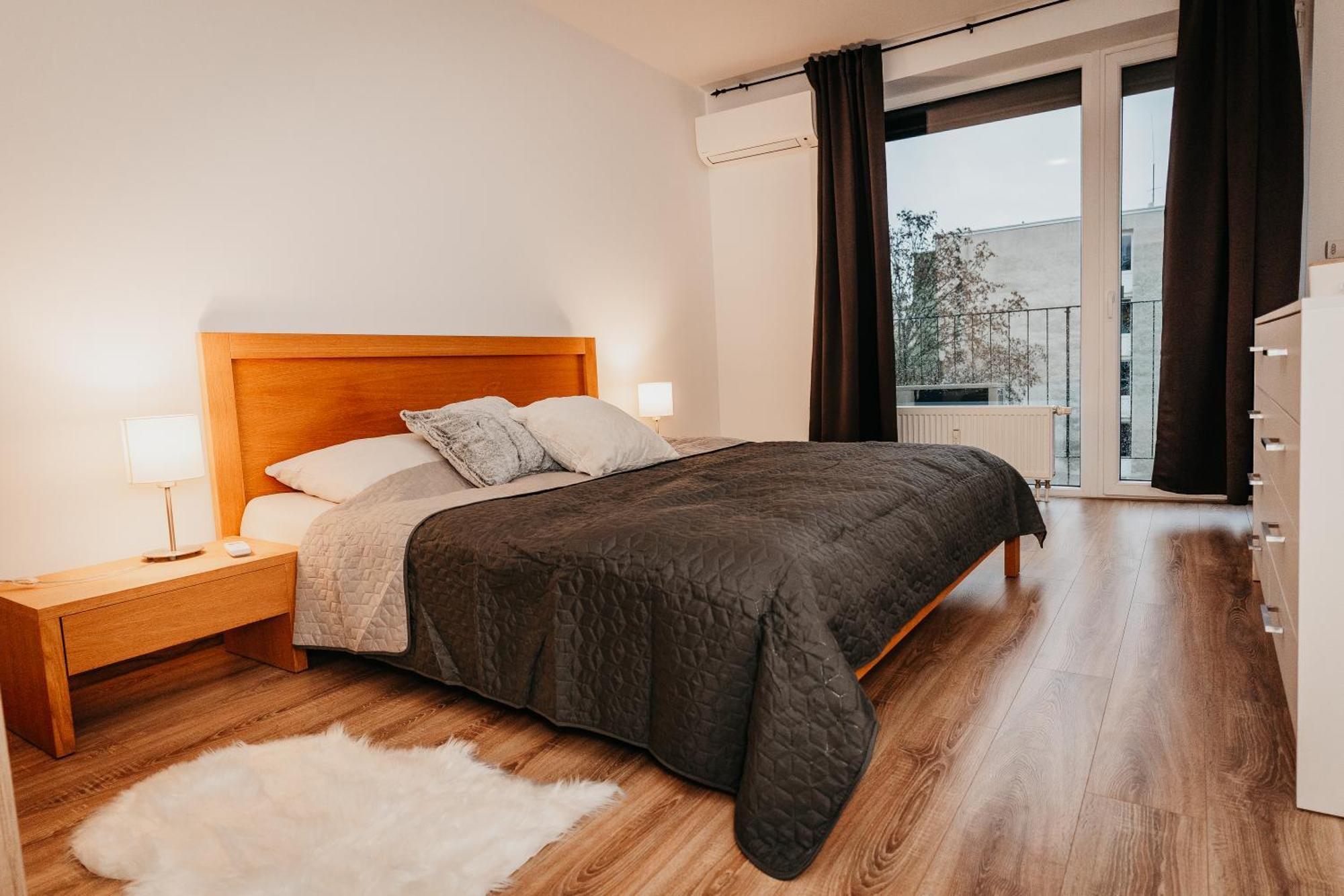 Old Town City Center Apartment 2 - Private Parking Included Kosice Exterior photo